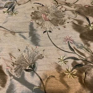 Embroidered Comforter Set